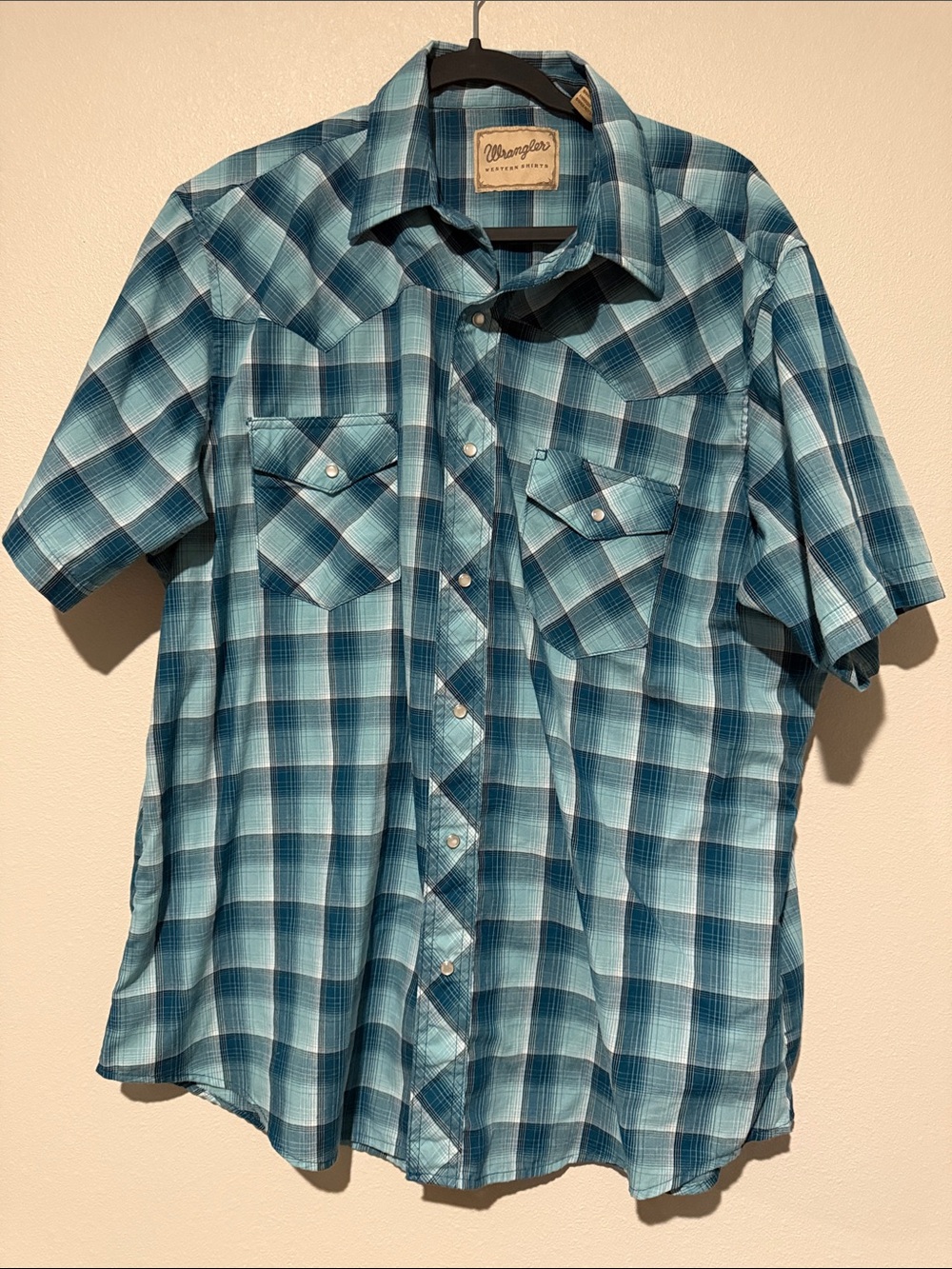 Wrangler Men’s Teal Blue Plaid Short-Sleeve Western Shirt